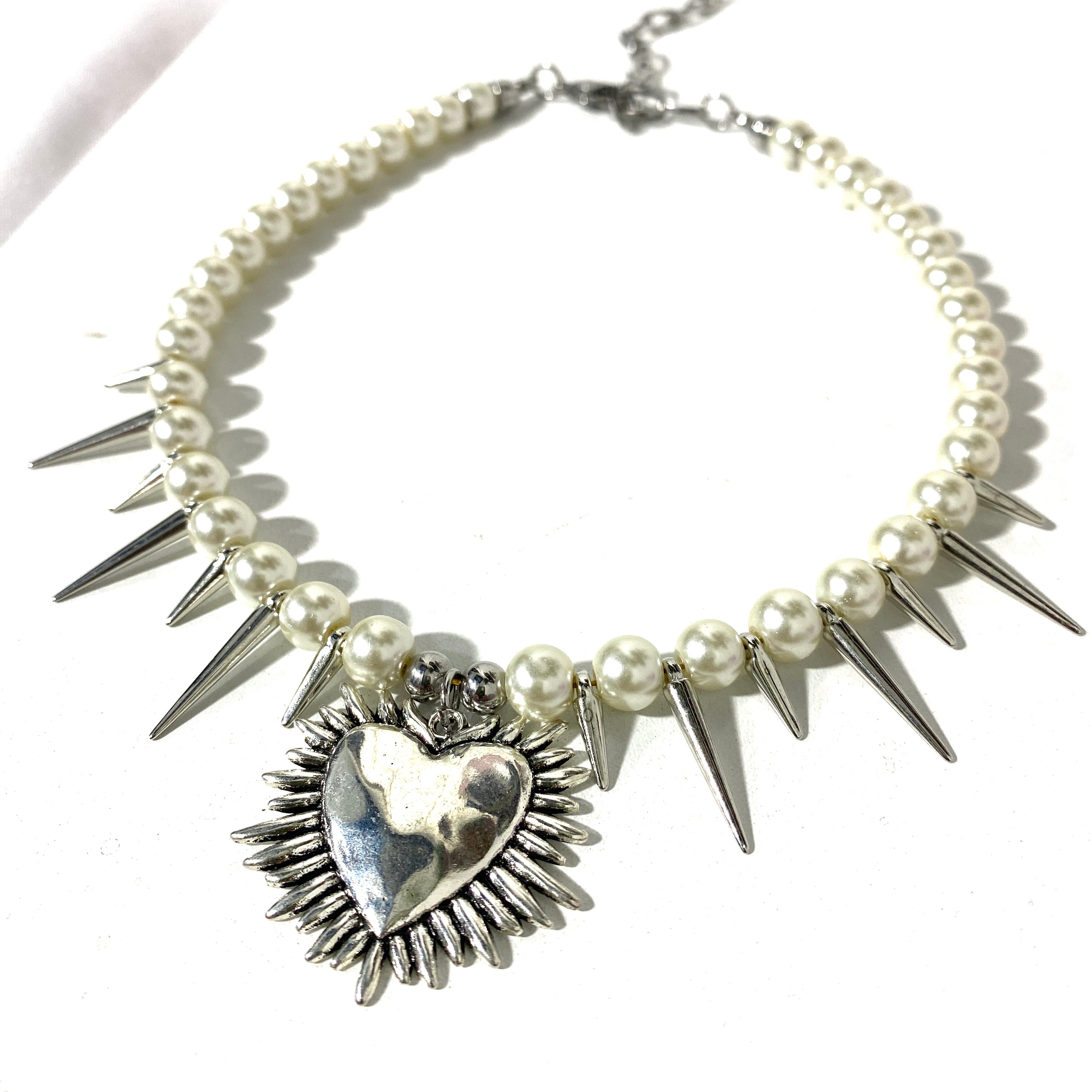 SPIKED PEARL HEART