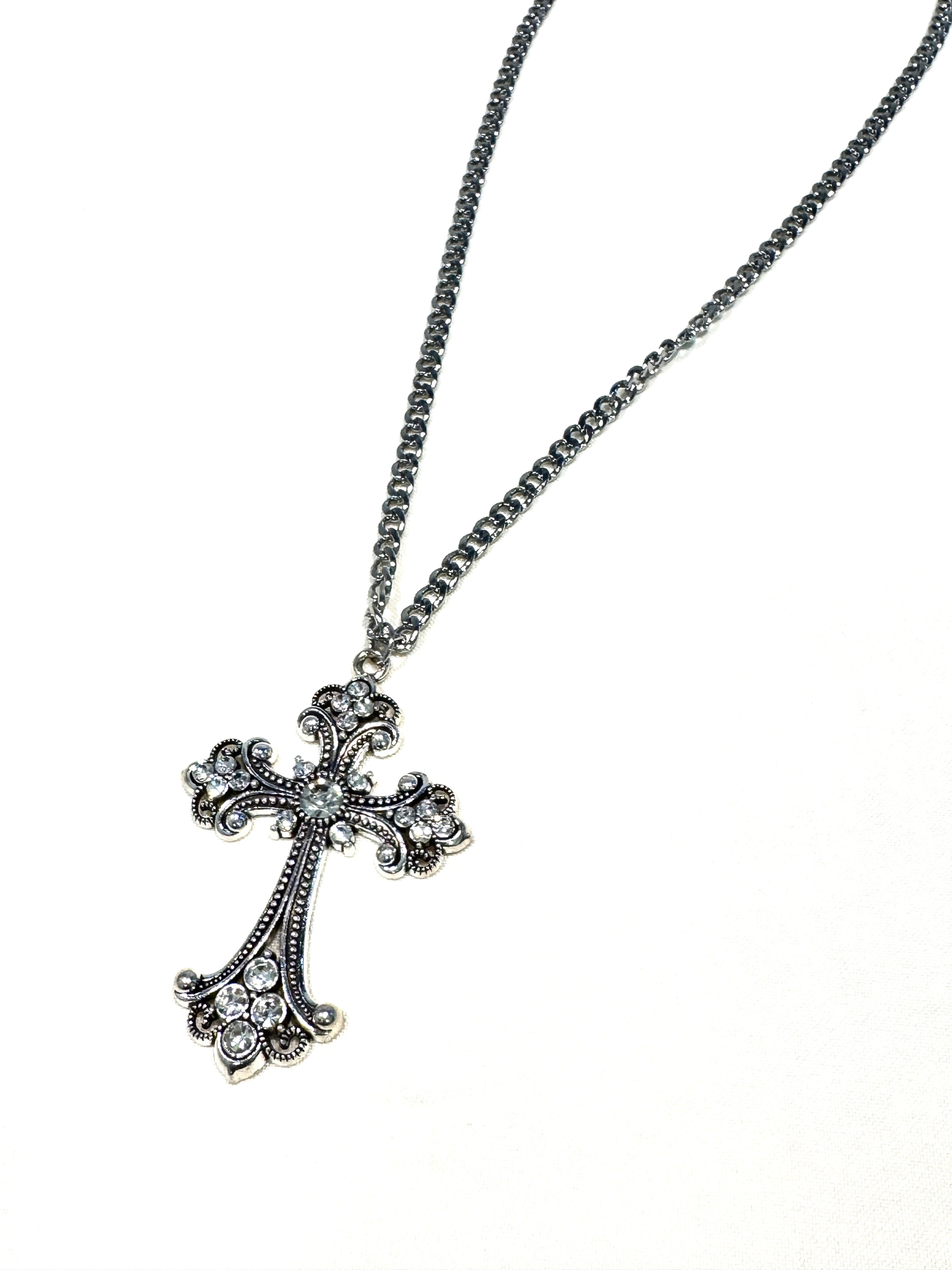 GOTHIC CROSSROAD - Just Vero