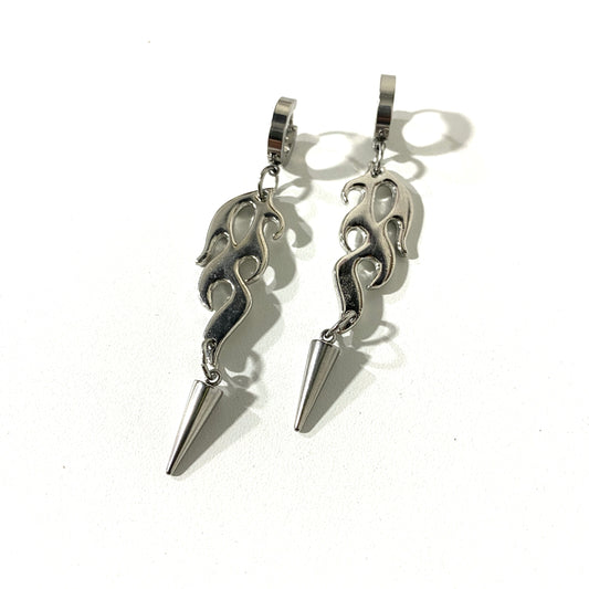 FLAME SPIKE EARRINGS