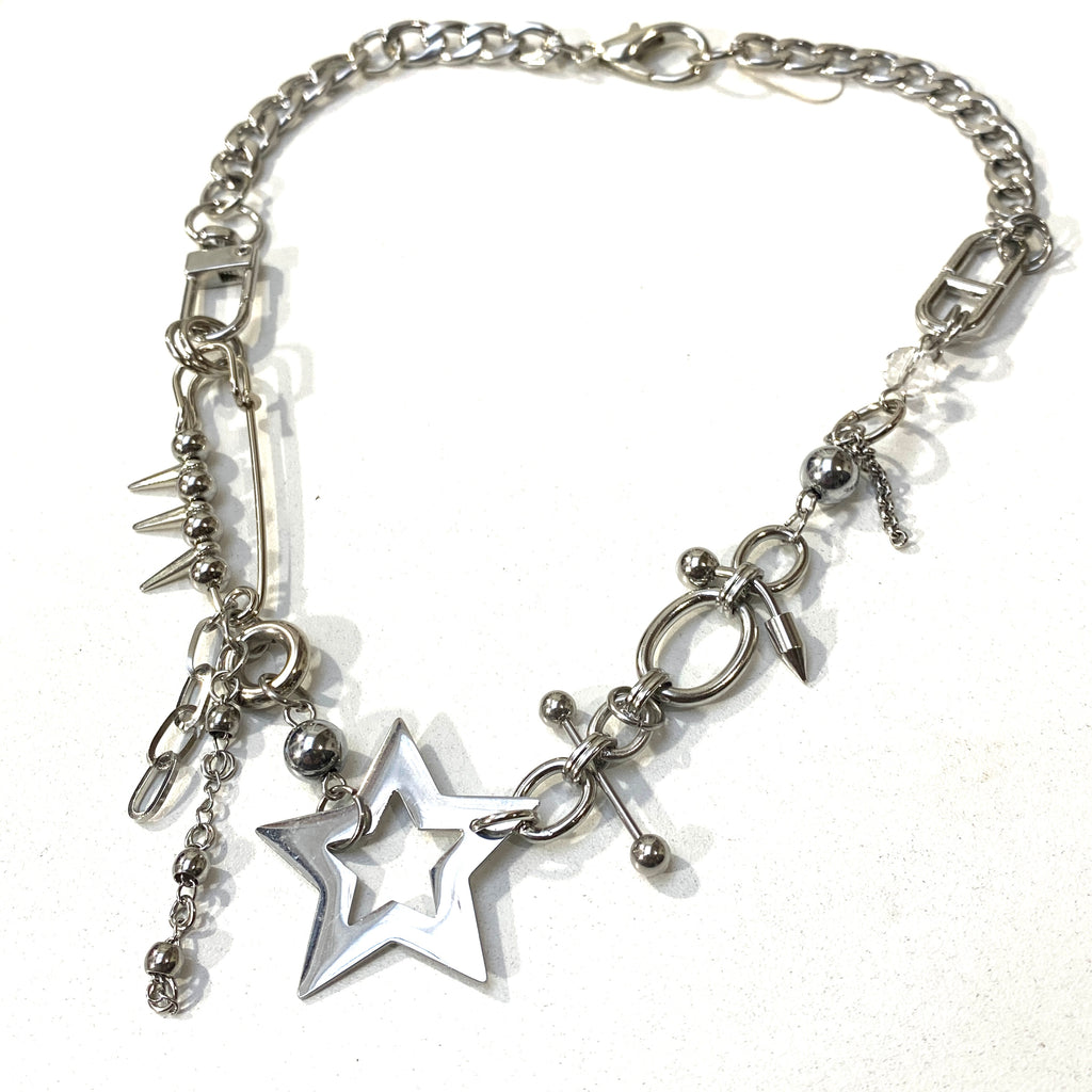 STUDDED STAR PENDANT
