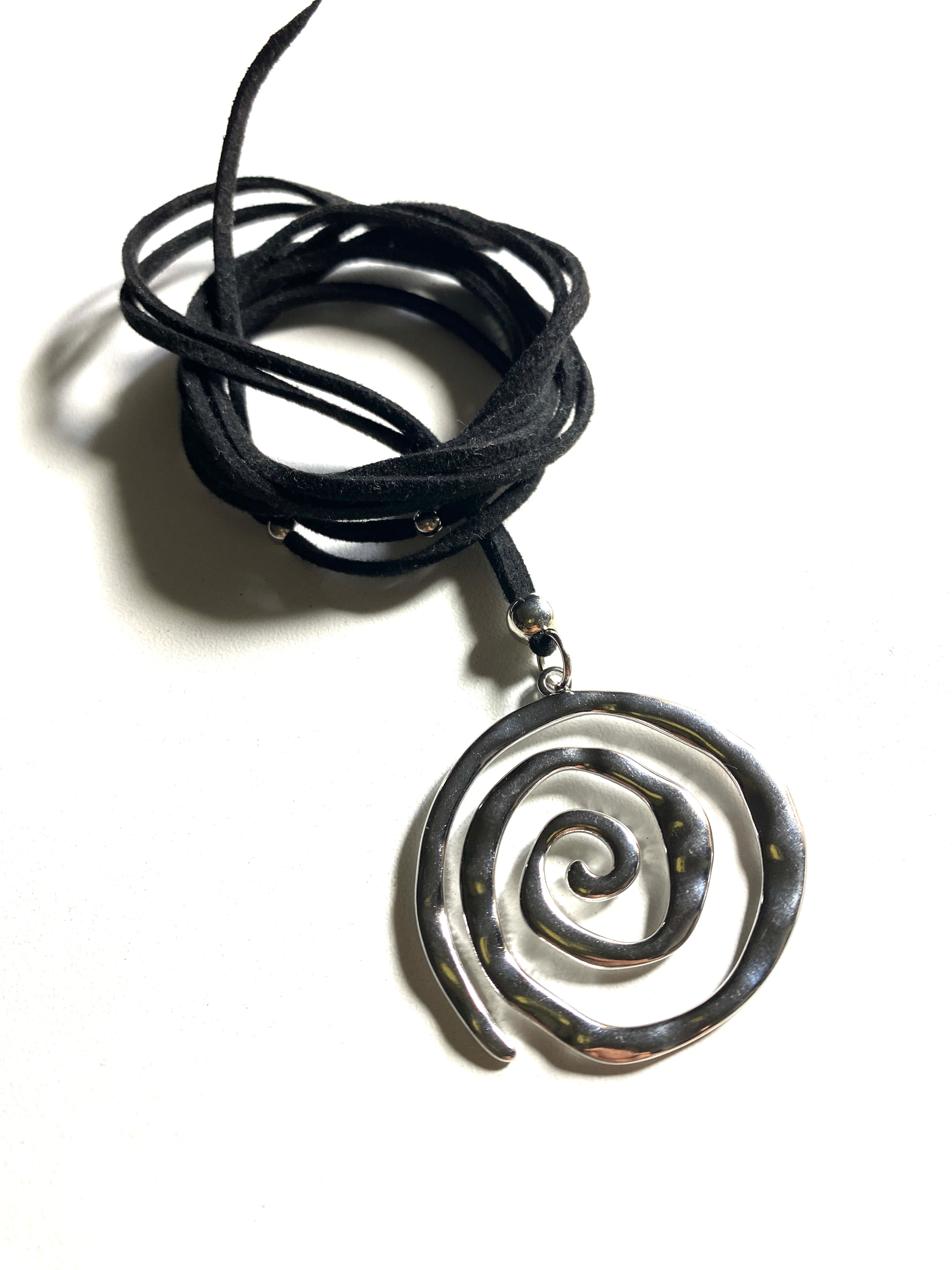 LIQUID SPIRAL - Just Vero