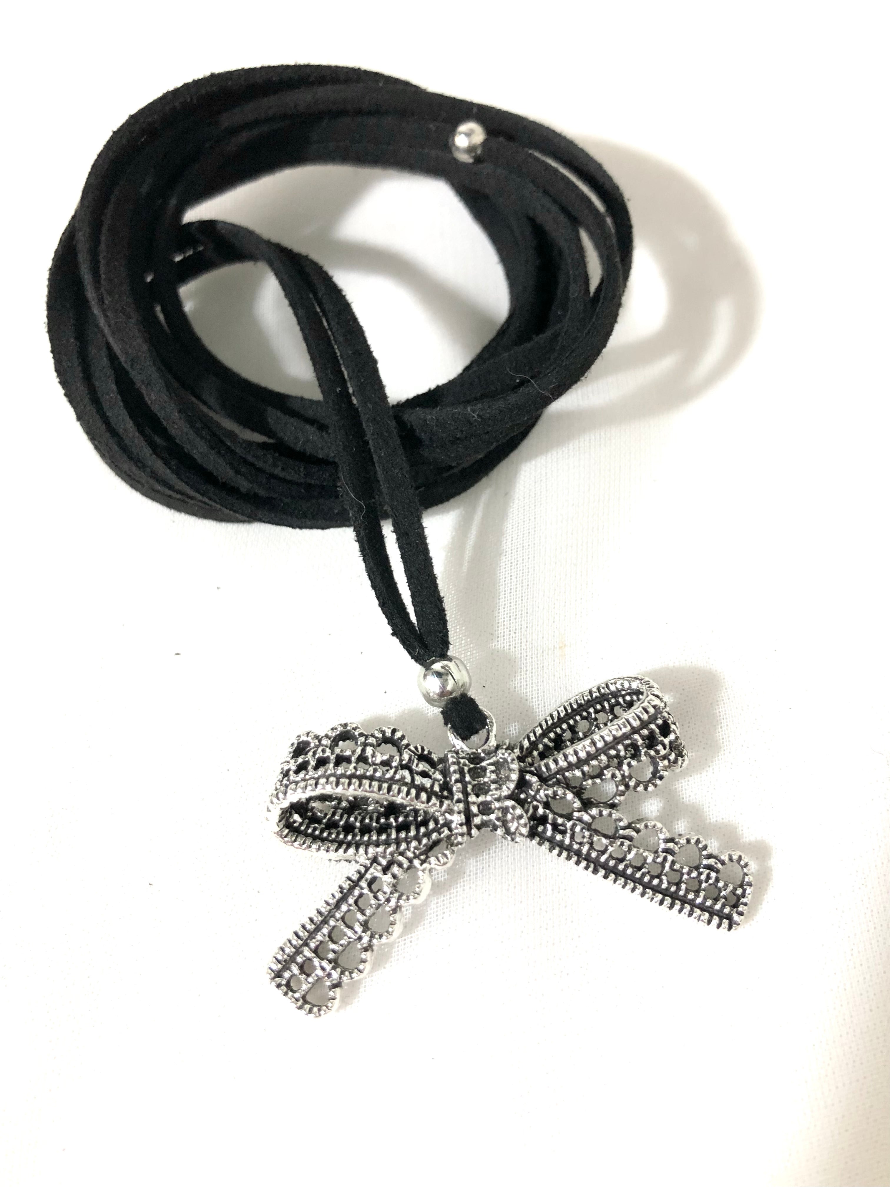 BOW TIE