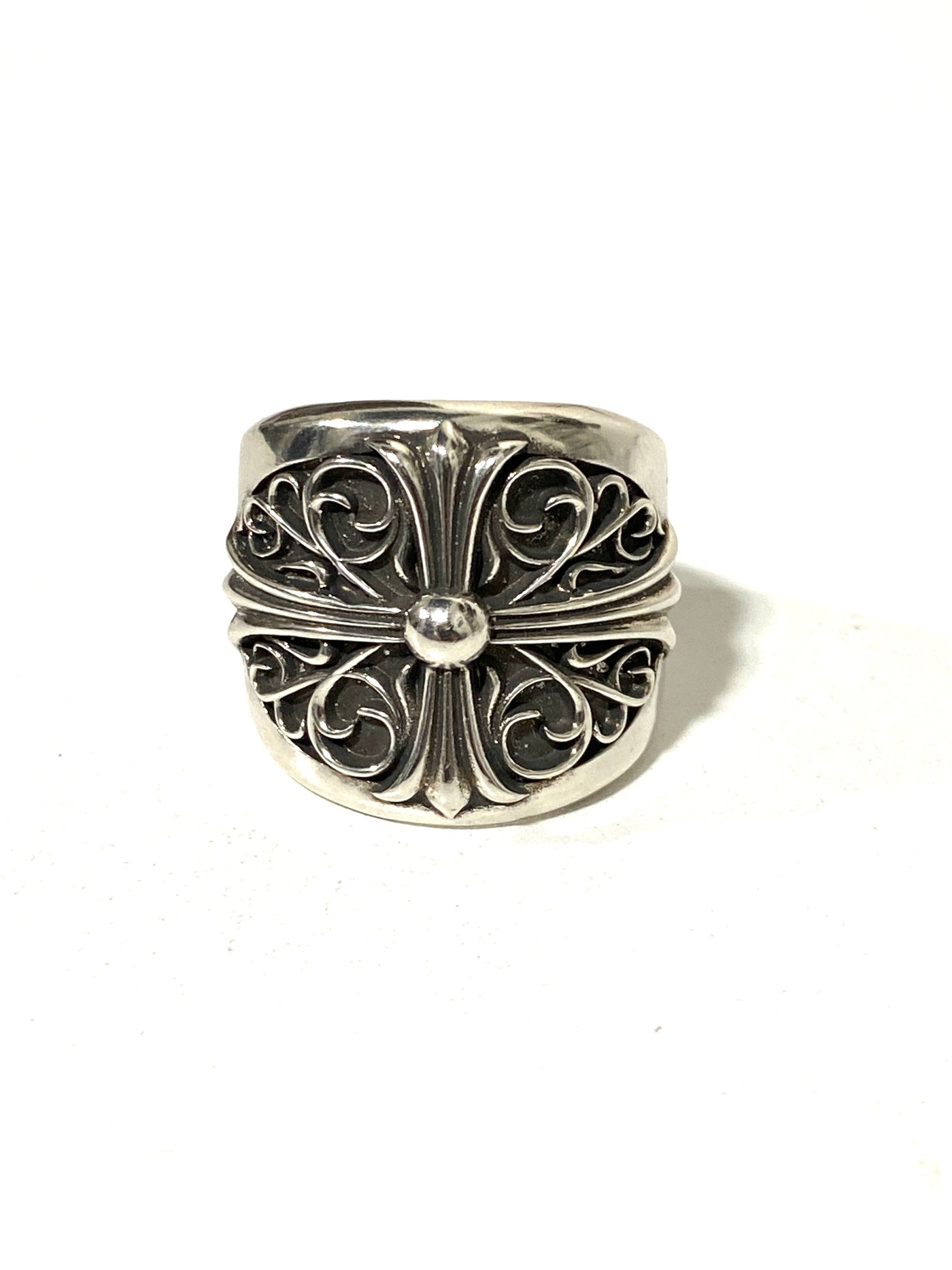 GOTHIC OVAL RING 