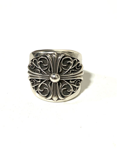 GOTHIC OVAL RING 