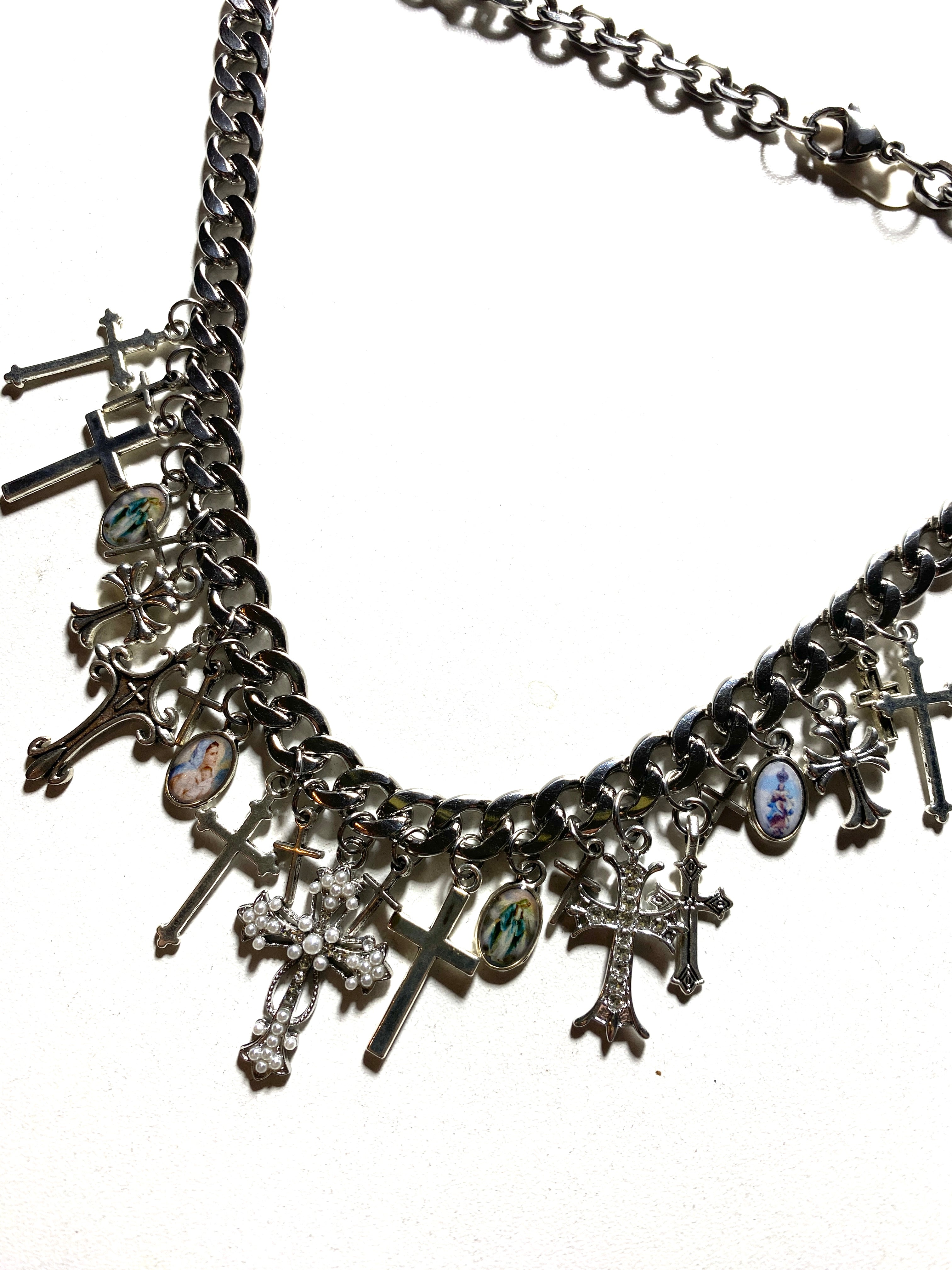 DIVINE CHAOS COLLAR