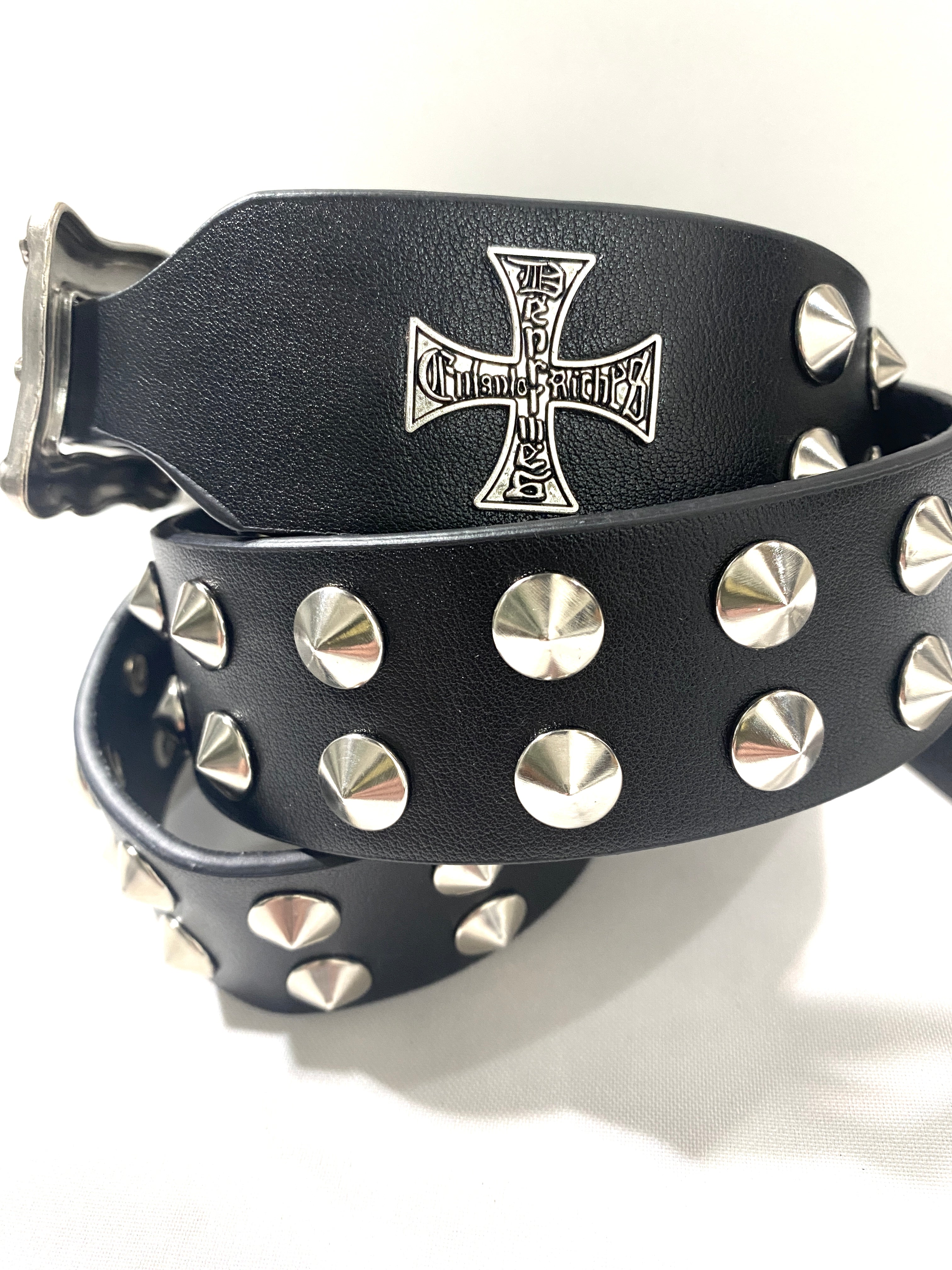STUDDED THORN