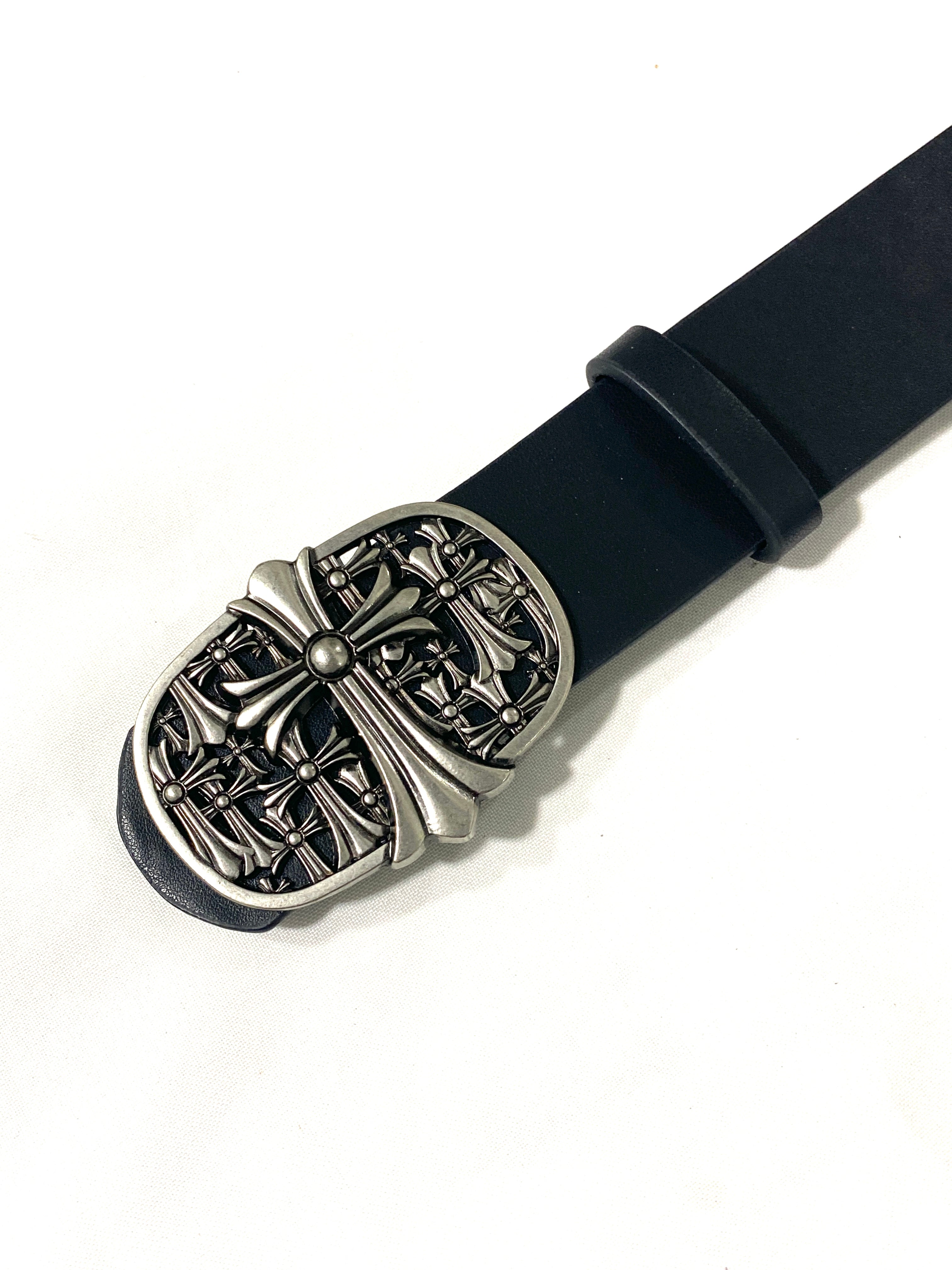 CROSS MEDALLION