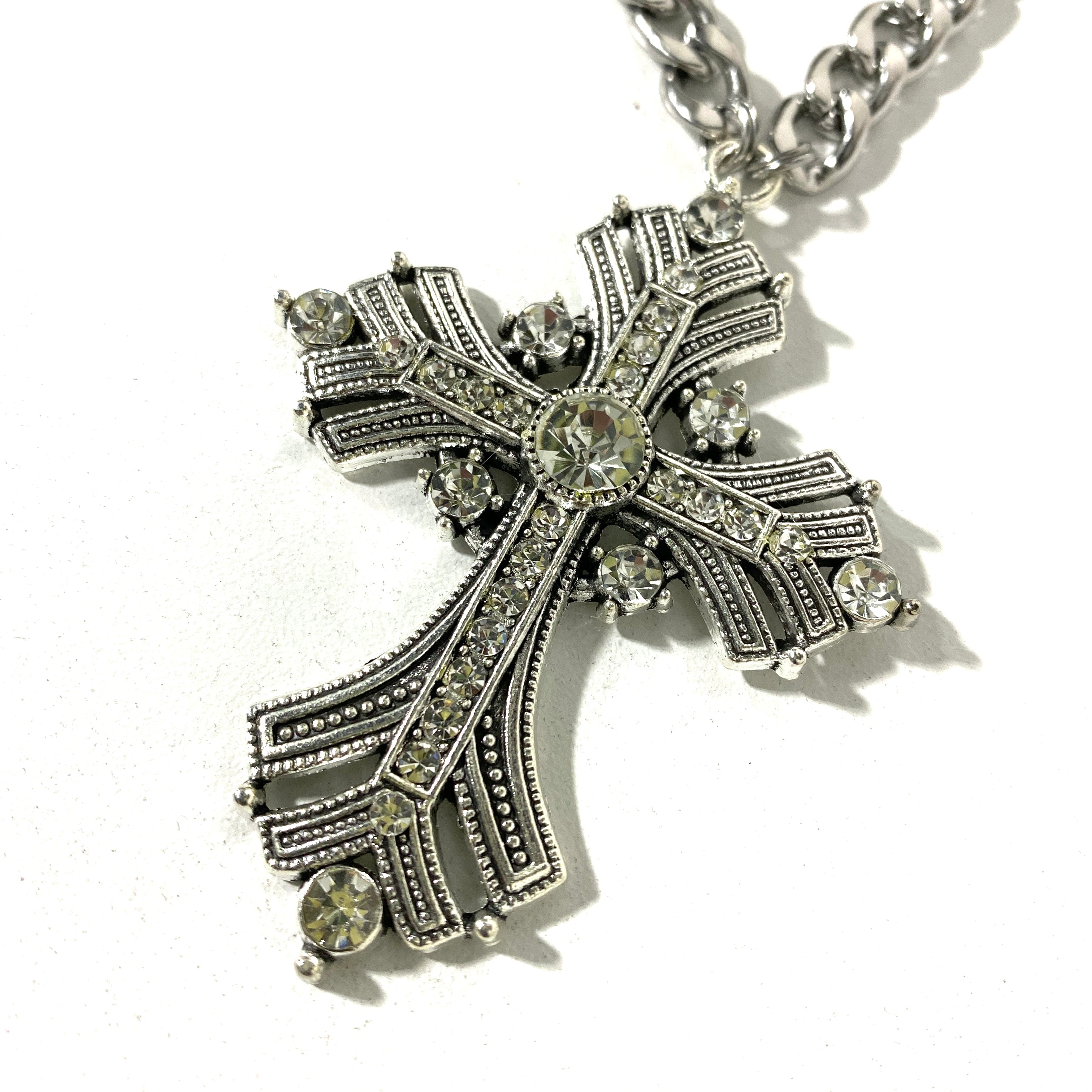 ROYAL CROSS