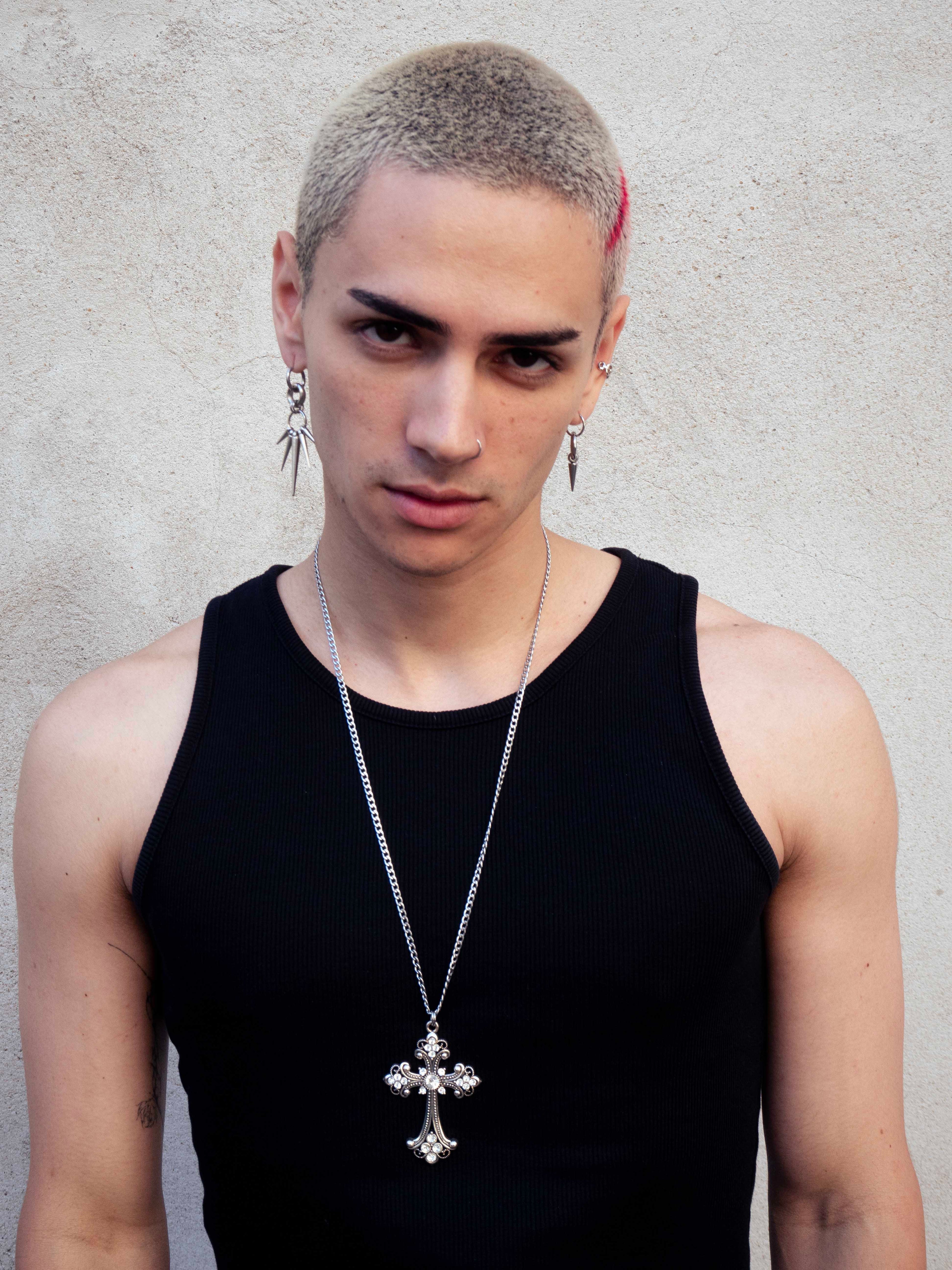 GOTHIC CROSSROAD - Just Vero