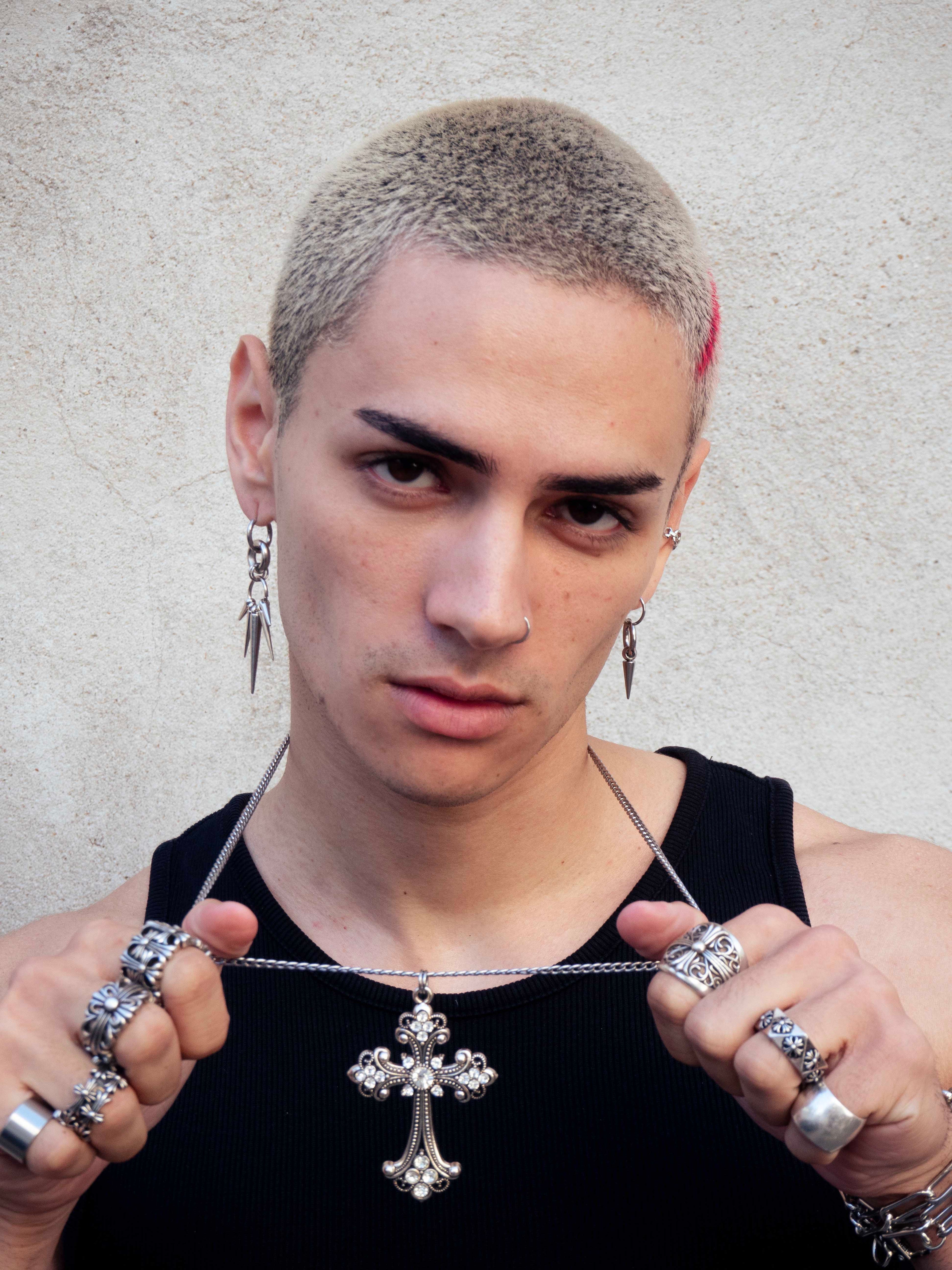 GOTHIC CROSSROAD - Just Vero